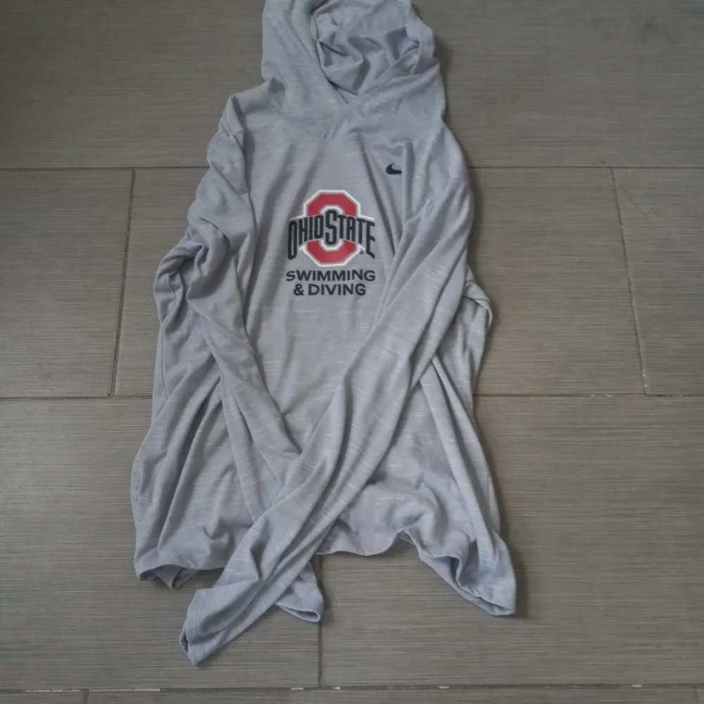 Nike Shirt Youth  L The Nike Tee Ohio State Buckeyes Hoodie Athletic Youth ... - Picture 2 of 7
